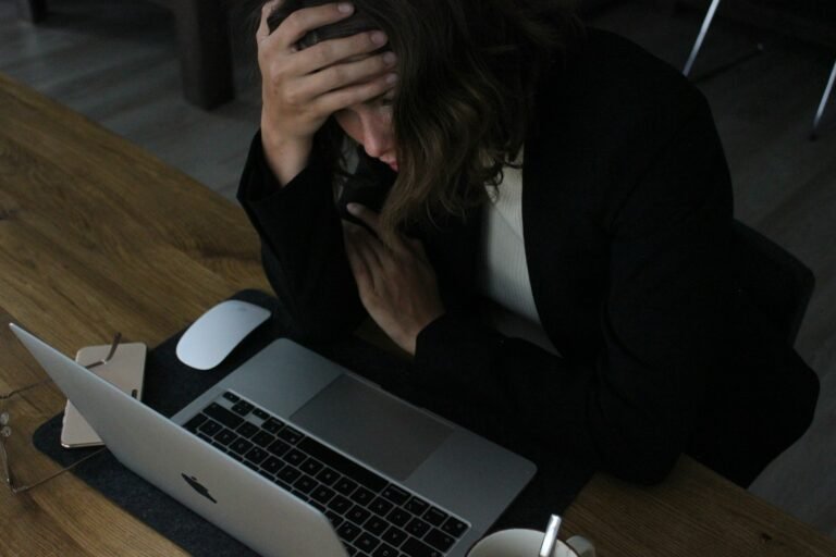 What Should You Do If You Experience Sexual Harassment at Work?
